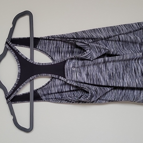 Active top - Picture 2 of 2